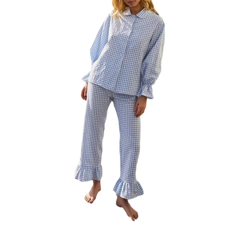 Traje informal de dos piezas para mujer con mangas acampanadas y pantalones de malla