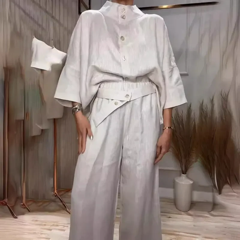 Camisa de manga 34 con cuello alto, elegante y cómoda para la ciudad