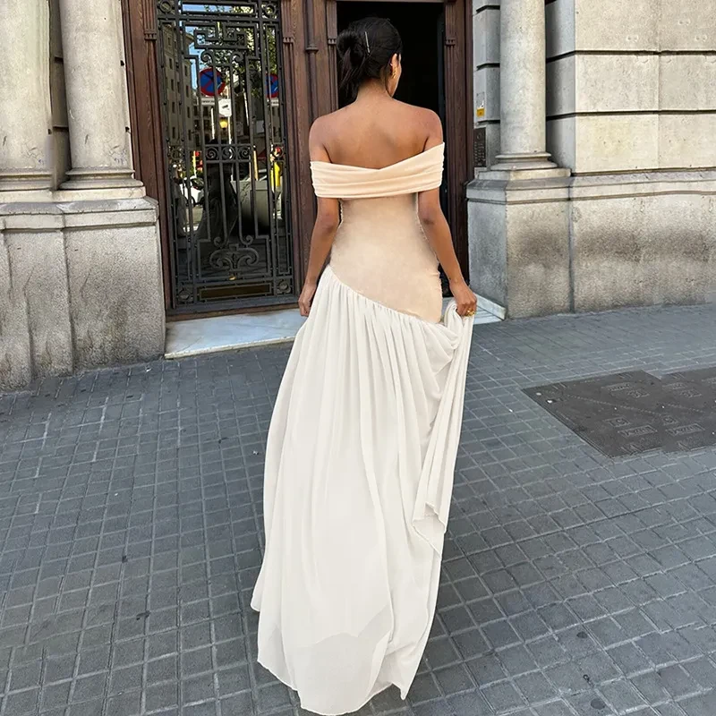 Vestido ajustado con hombros descubiertos y contraste de color para mujer