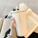 Vaso de café con pajita elástica de 600 ml