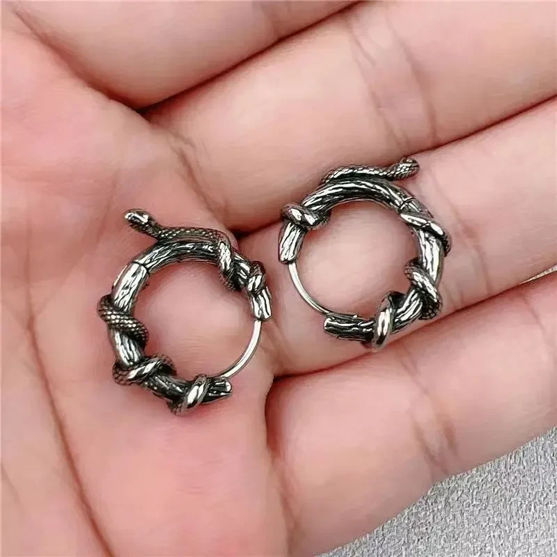 Clip para la oreja con diseño de serpiente Timbo Design Sense