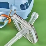 Vaso de agua portátil con forma de autobús para niños de silicona de grado alimenticio