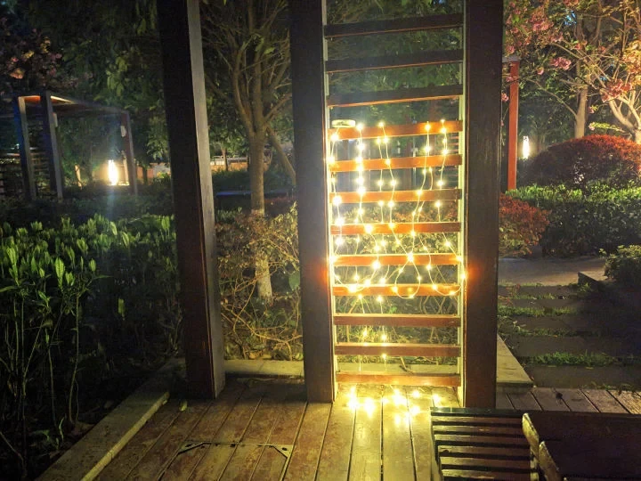 Luz de camping portátil multifuncional Nato