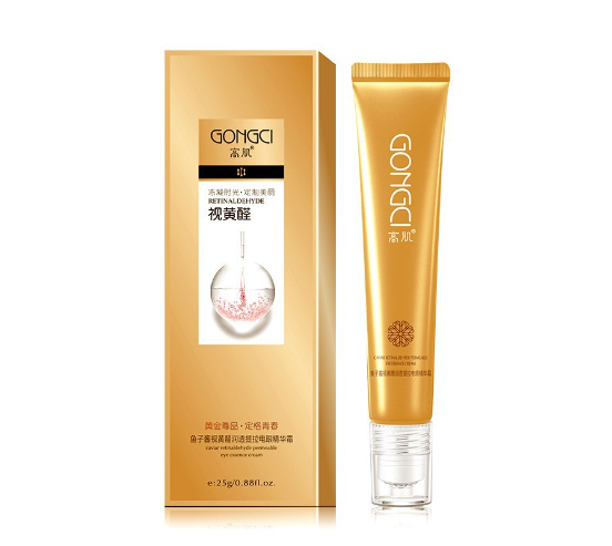 Cosméticos para el cuidado de la piel con alcohol, retinol y caviar