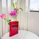 Libros sobre flores - Jarrón de libros