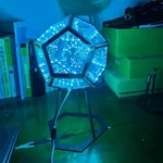 Lámpara de mesa 3D Infinity Dodecahedron: un festín visual a través de las dimensiones