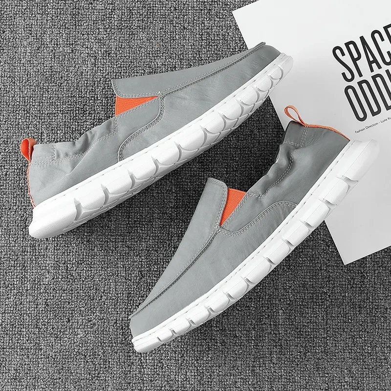 Zapatos casuales impermeables de alta calidad para hombre.