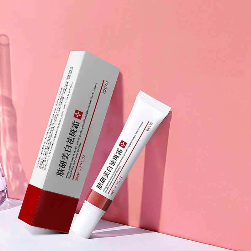 Crema hidratante, hidratante, iluminadora, hidratante y blanqueadora.