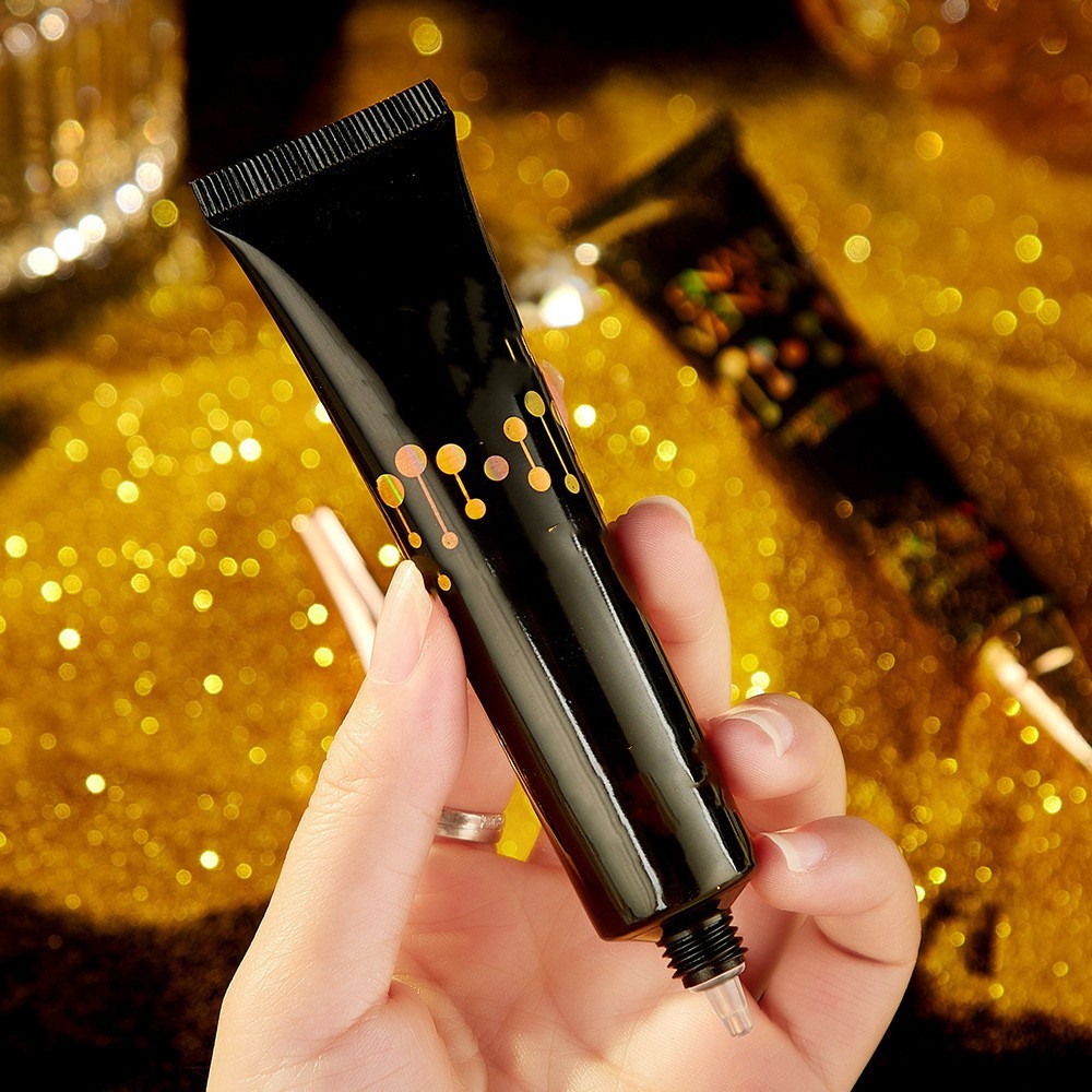 Crema hidratante para ojos con péptidos