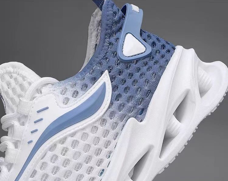 Zapatillas deportivas con cordones y suela hueca para hombre