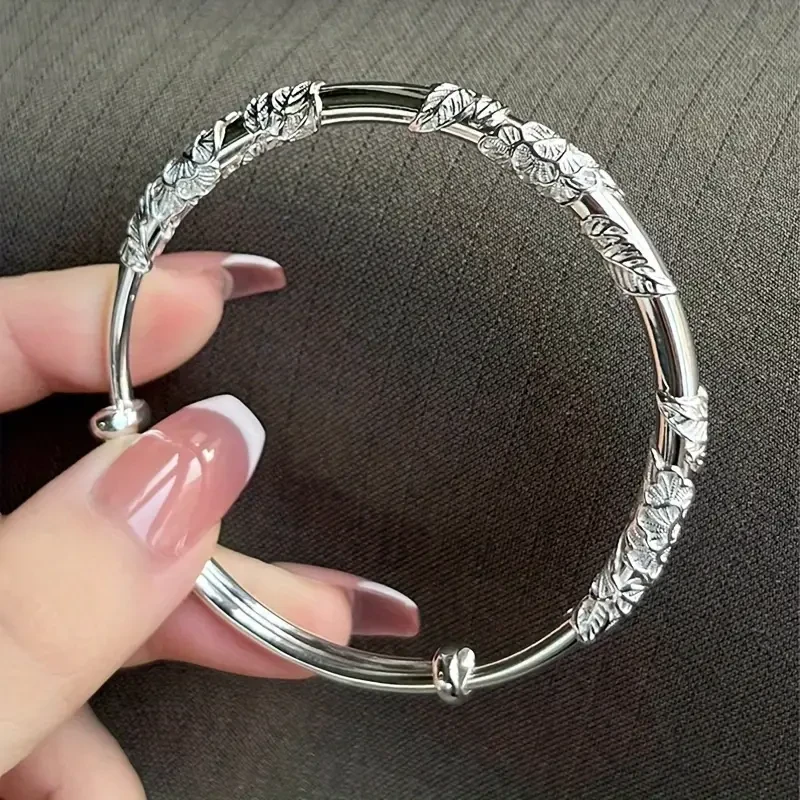 Brazalete de plata con cierre de presión para niñas