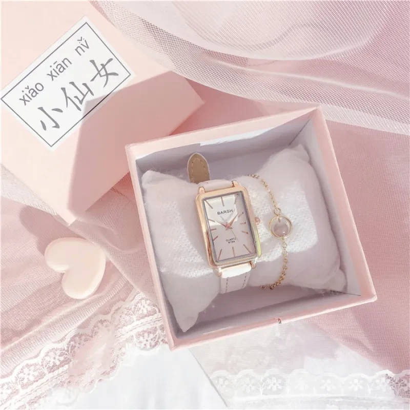 Reloj de moda para estudiantes, versión coreana, sencillo, pequeño y elegante para damas.