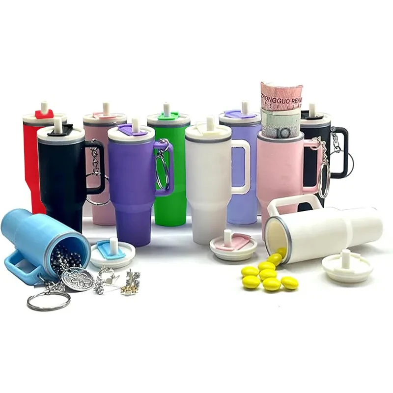 Lindo llavero de mini taza