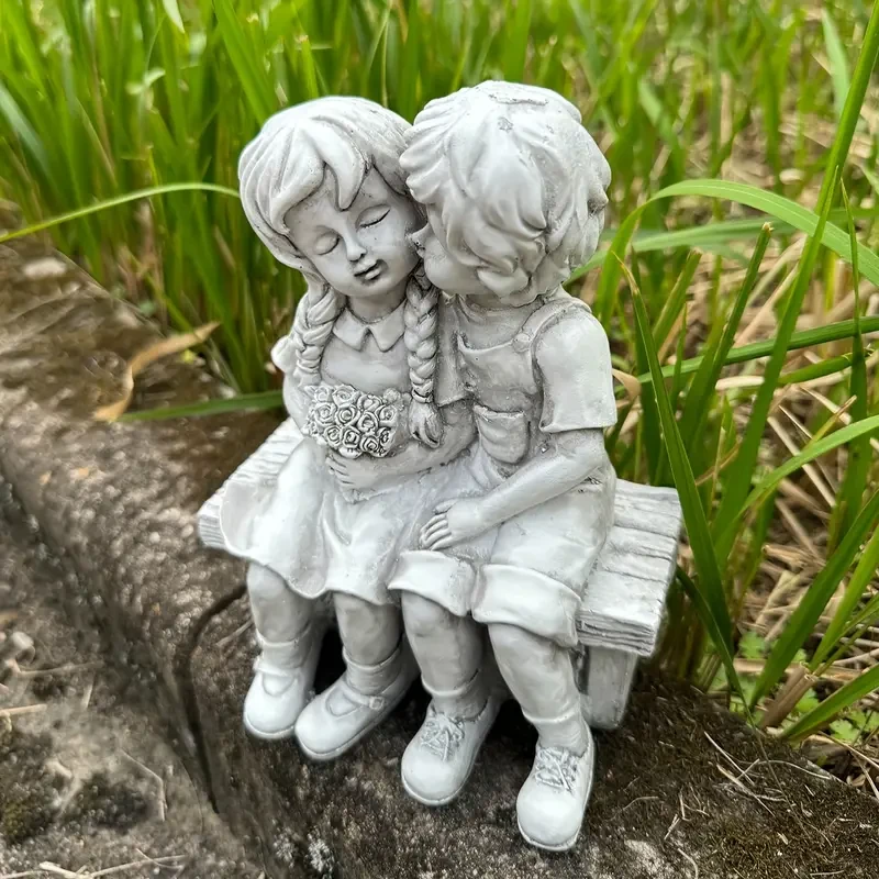 Estatua de jardín de pareja de niño y niña - Adorno de resina para exteriores para decorar patios y jardines