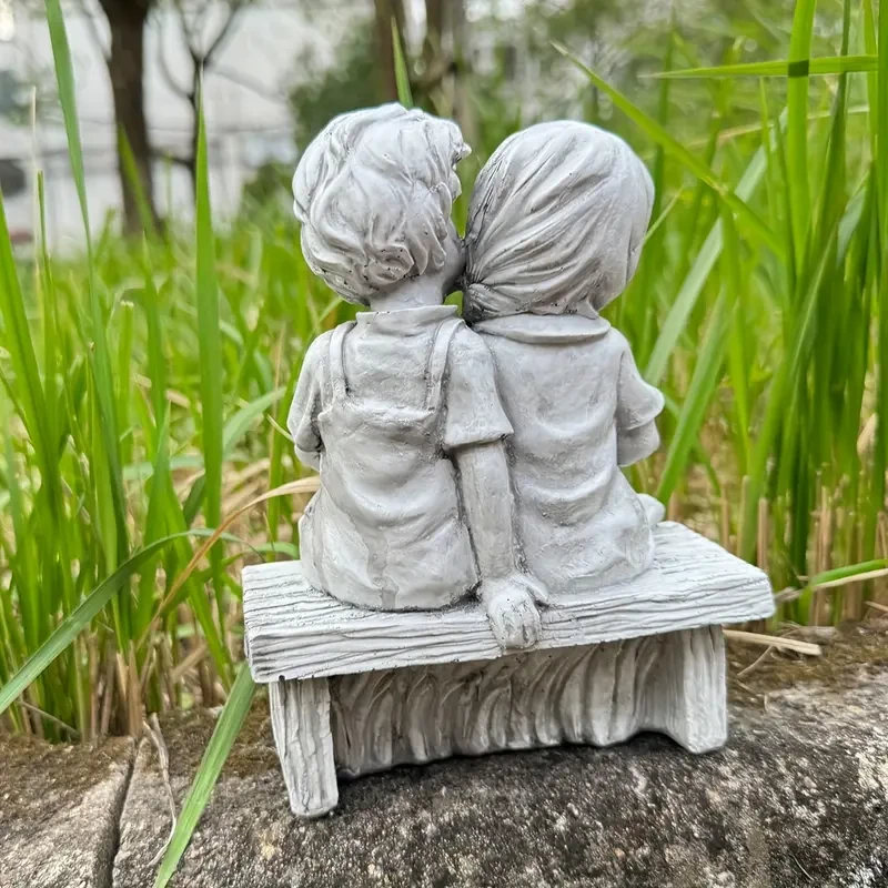 Estatua de jardín de pareja de niño y niña - Adorno de resina para exteriores para decorar patios y jardines