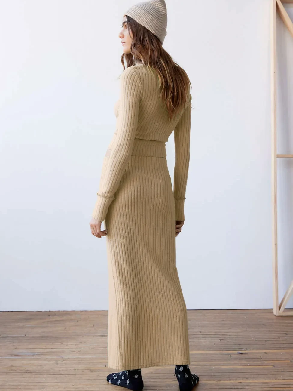 Traje de vestir con camisa de manga larga y abertura para mujer