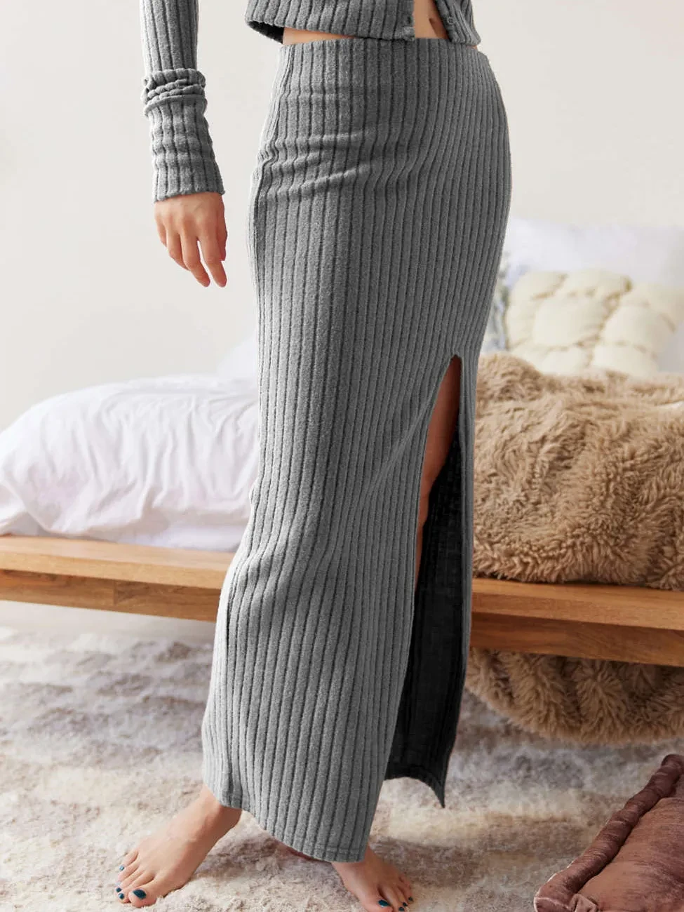 Traje de vestir con camisa de manga larga y abertura para mujer