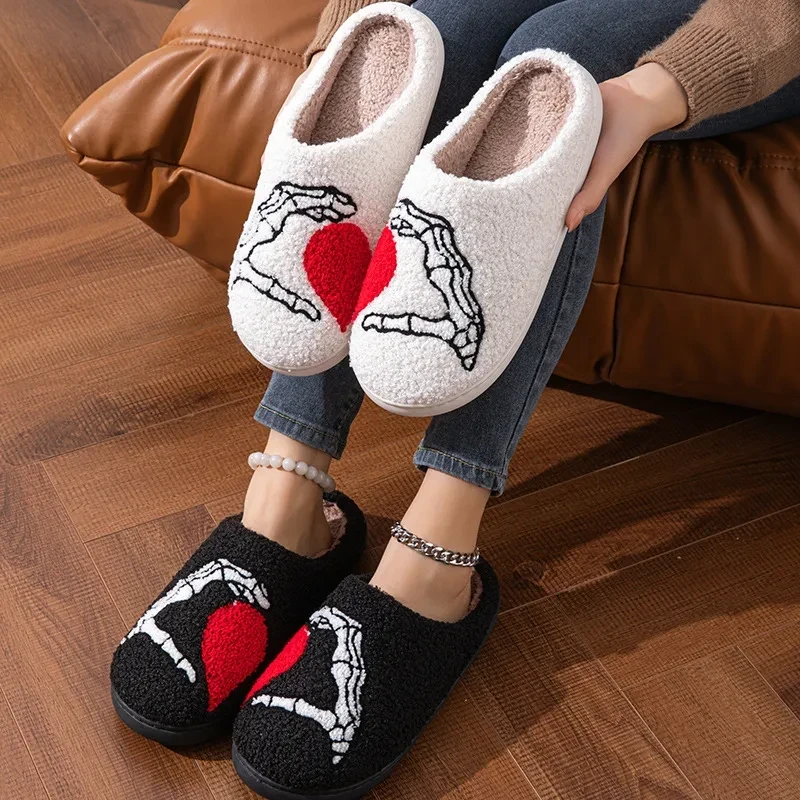 Pantuflas de algodón engrosadas Love Black Hand Home