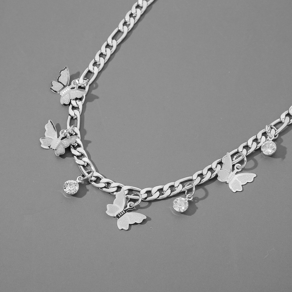 Collar de clavícula con dije de mariposa, delicada cadena de metal con detalles de cristal