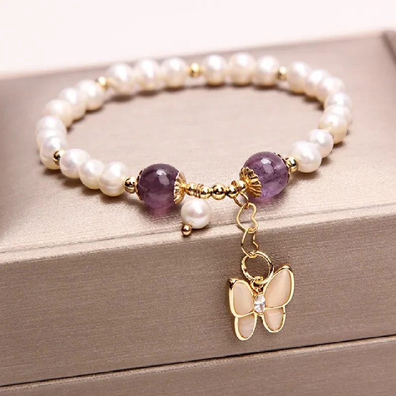 Pulsera de perla de agua dulce y cuarzo fresa: elegante pulsera con dije de mariposa de ópalo para mujer