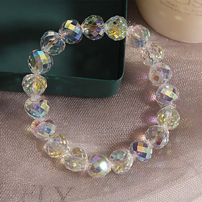 Elegante pulsera de cuentas de cristal: lujo ligero y simplicidad para uso diario.