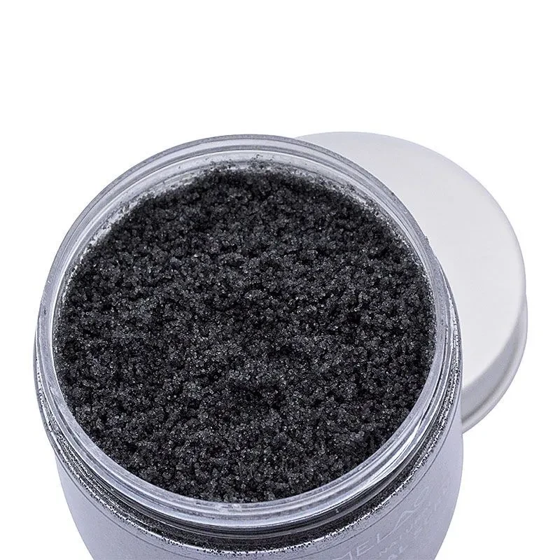 Exfoliante facial de sal para eliminar piel muerta en profundidad