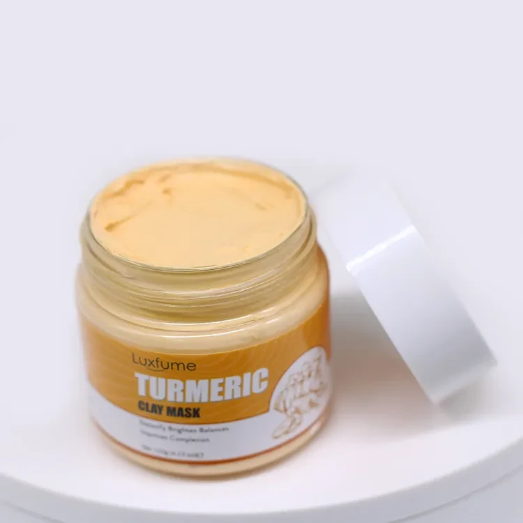 Mascarilla de barro de cúrcuma limpia la piel