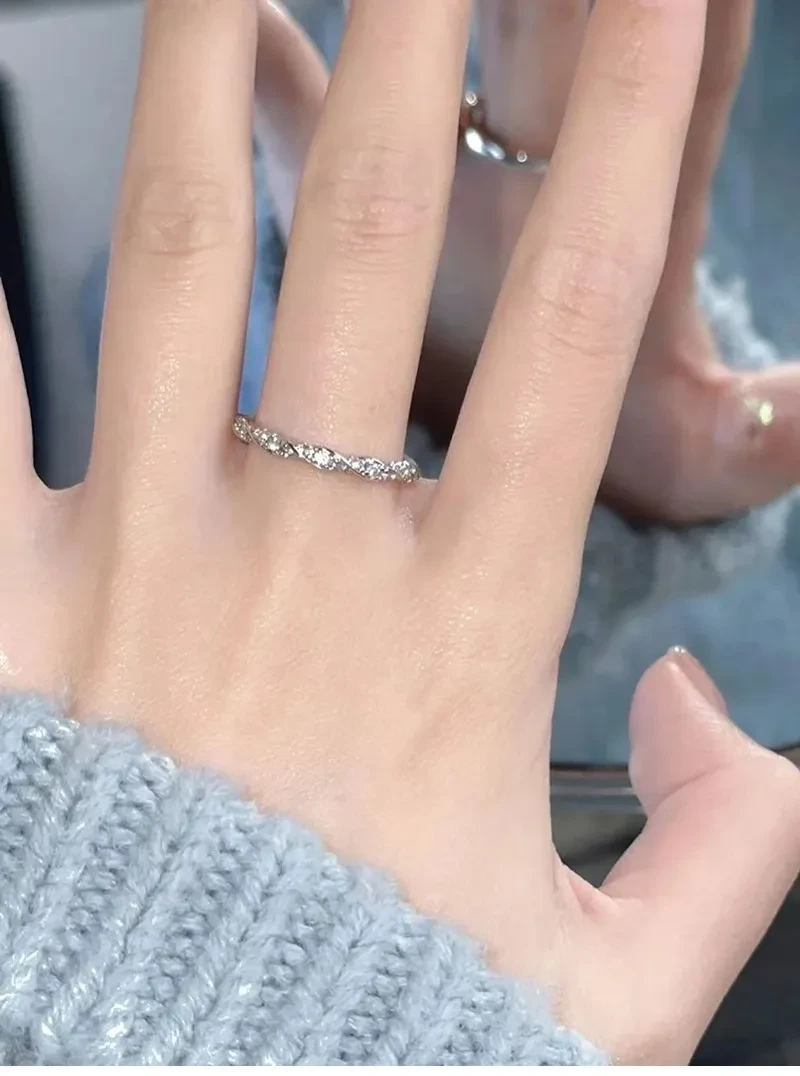 Anillo de amor enrollable de plata de ley