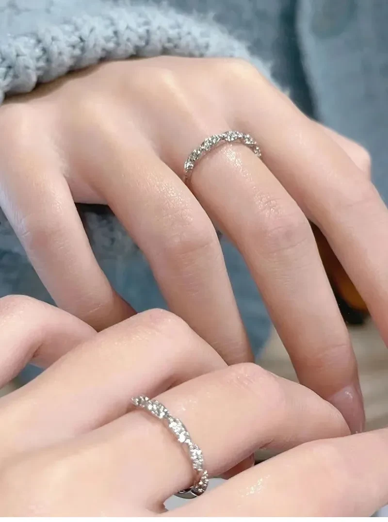 Anillo de amor enrollable de plata de ley