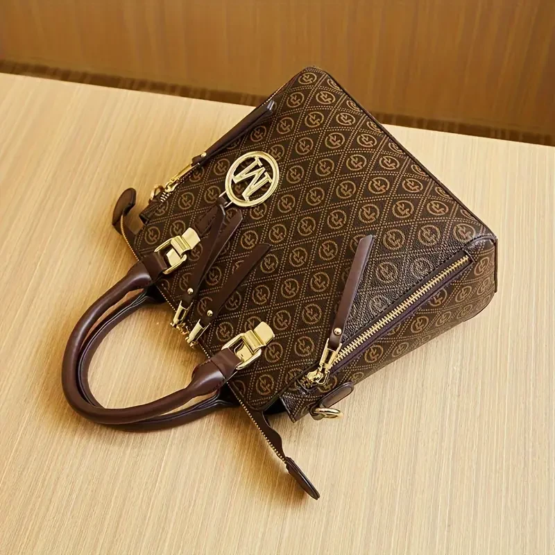Elegante bolso de hombro de PVC con gráfico 'M'