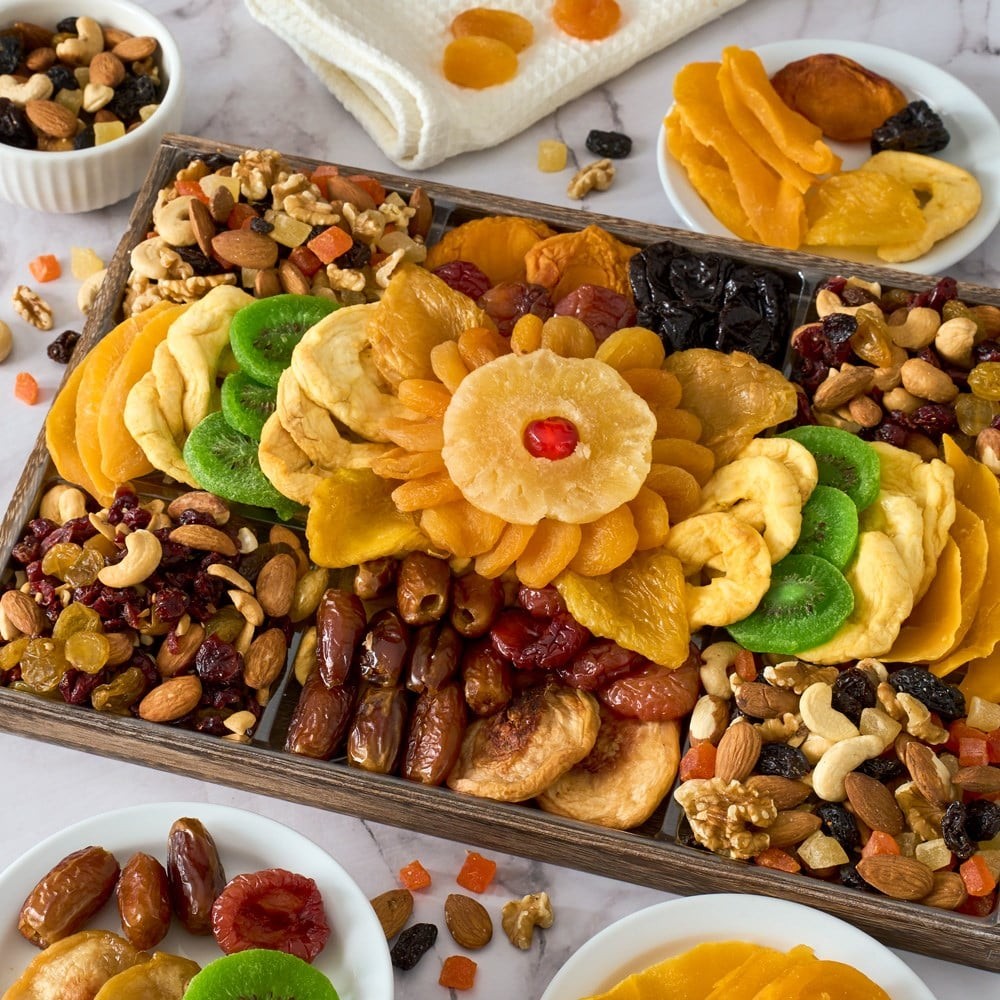 Plato de frutos secos y nueces