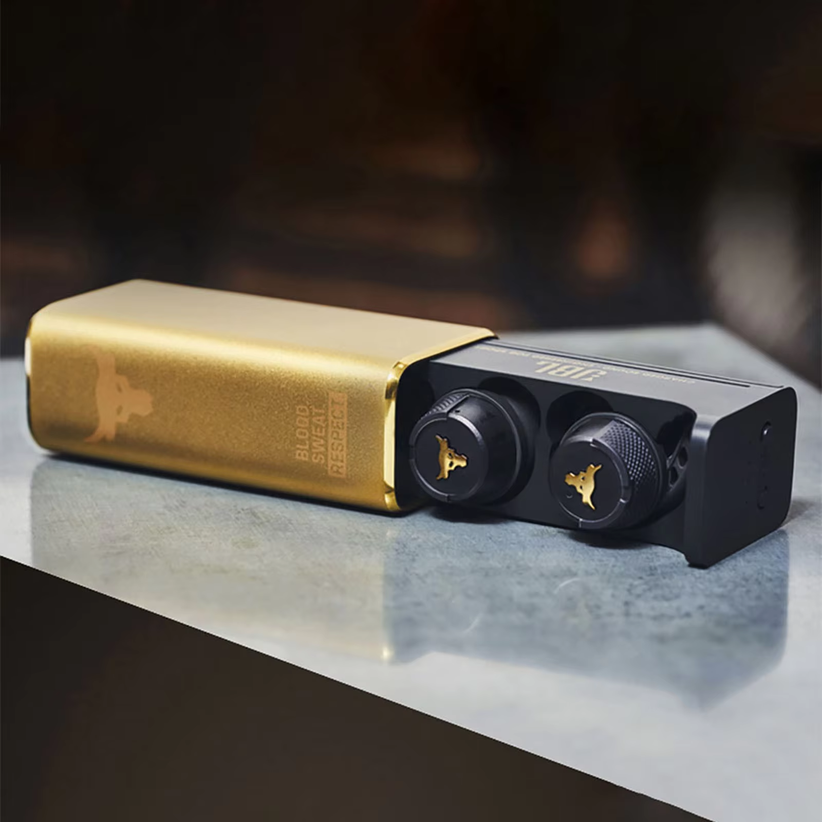 Auriculares estéreo inalámbricos Bluetooth para juegos con reducción de ruido, ajuste ligero, control y micrófono.