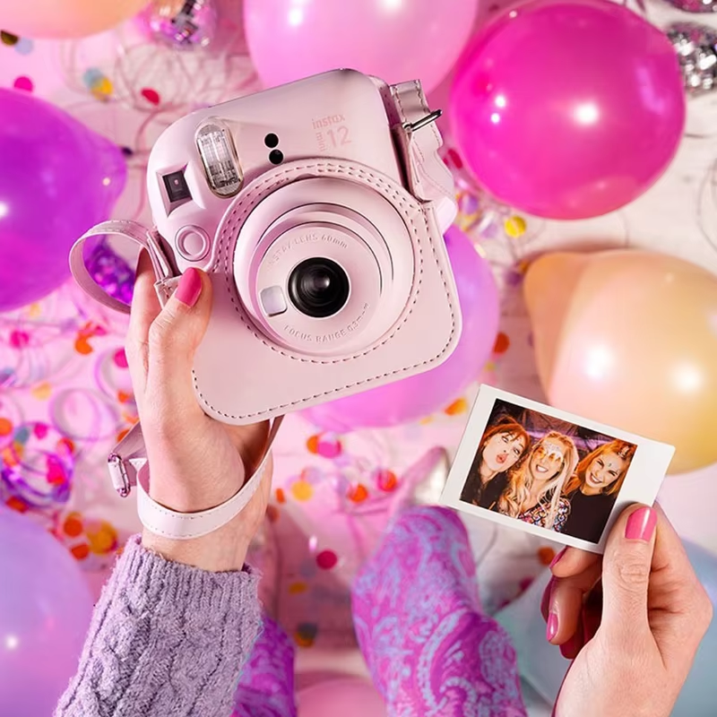 Cámara Fujifilm Instax Mini 12 original, rosa, azul, menta, blanca y morada, con 20 hojas de película, álbum y funda de piel sintética.