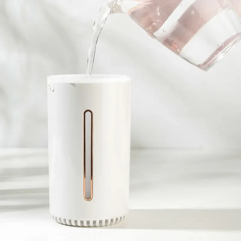 Mini humidificador de aire para coche de 300 ml con luz LED de colores