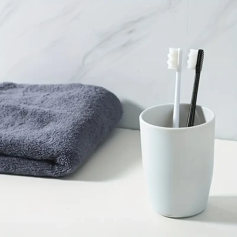 Cepillo de dientes suave y delicado con hilo dental Micro Nano