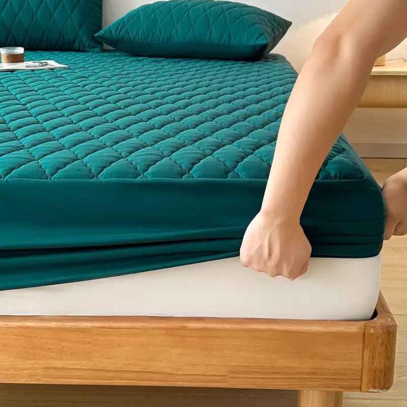 Cómodo protector de colchón impermeable