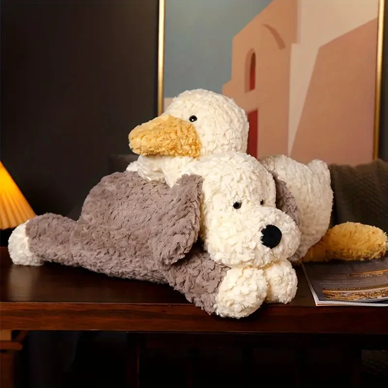 Peluche de cachorro y pato