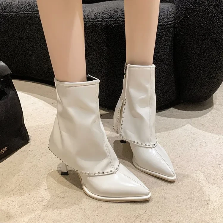 Botas de cuero con borlas de moda para mujer