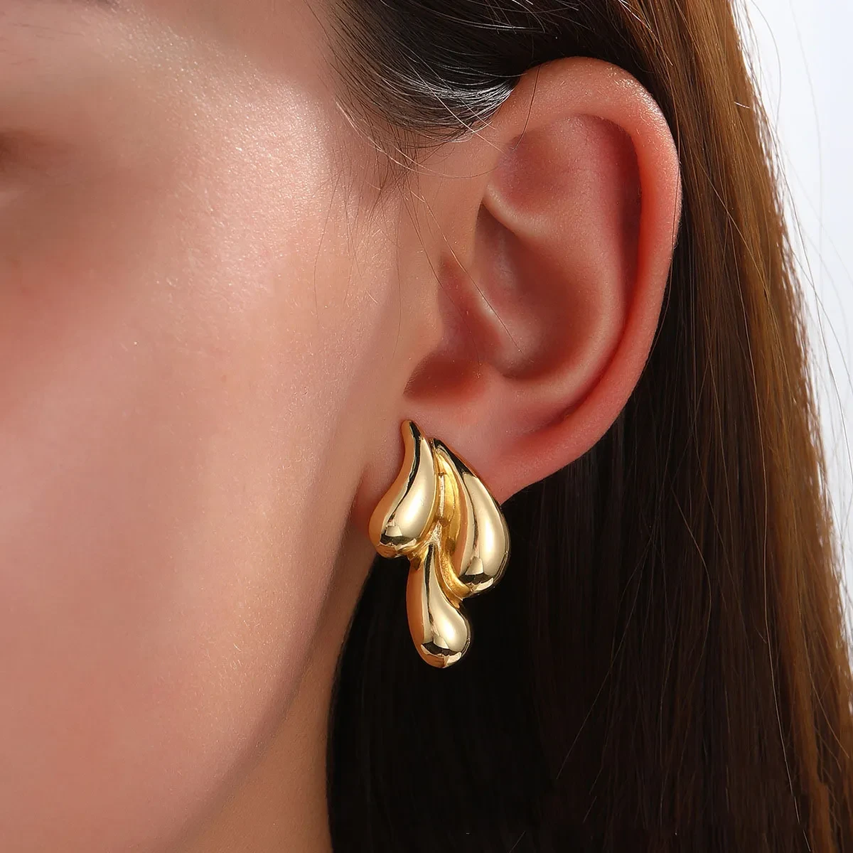 Pendientes vintage de metal brillante en color dorado con doble gota de agua para mujer, joyería clásica minimalista de moda, regalos.
