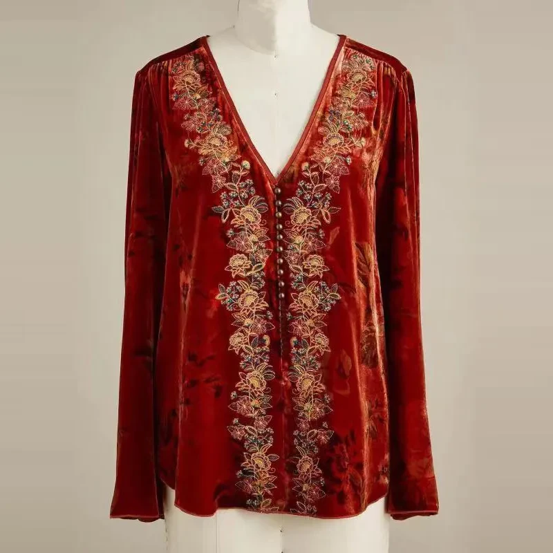 Top informal holgado de manga larga con cuello en V y estampado