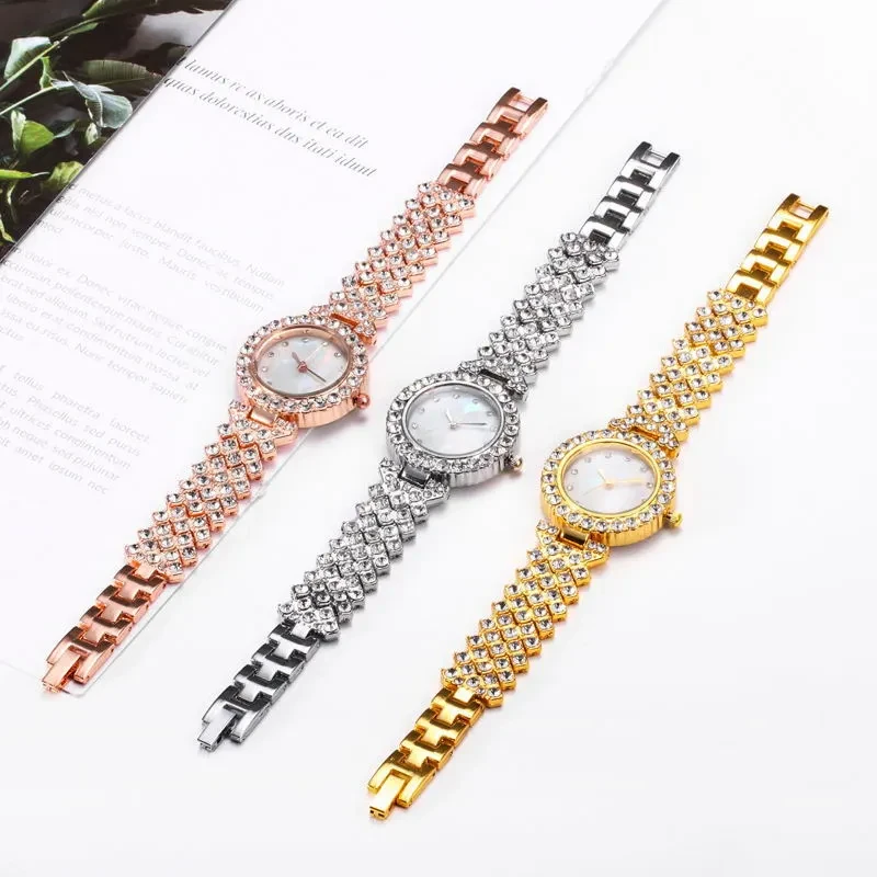Reloj de cuarzo sencillo para mujer con aleación de diamantes