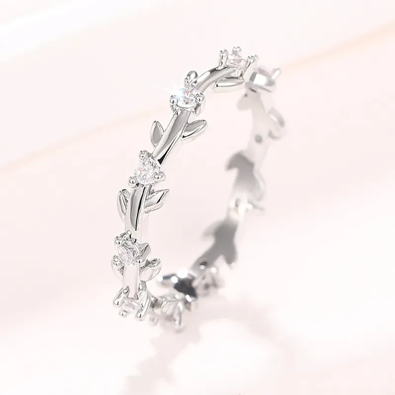 Anillo Simple Hembra Pequeña Flor Vid