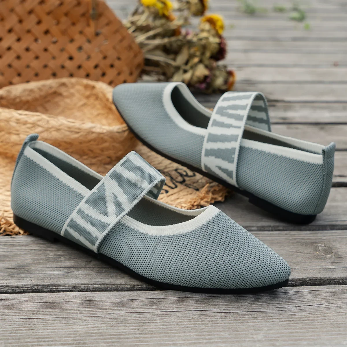 Zapatos planos a rayas, mocasines casuales de punta puntiaguda, zapatos cómodos para mujer