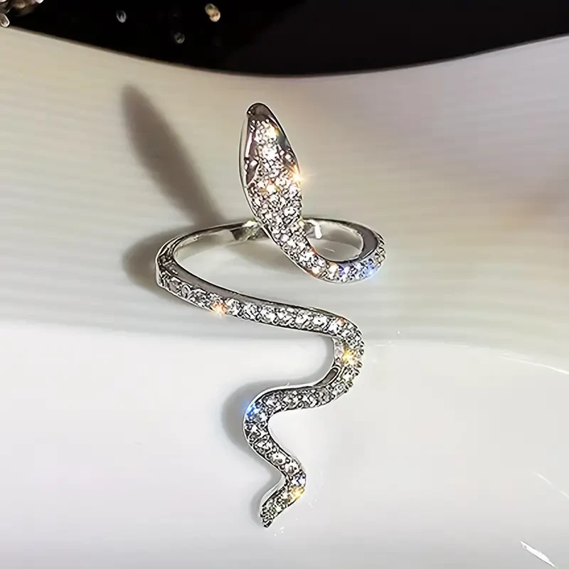 1 anillo envolvente con diseño de serpiente glamoroso