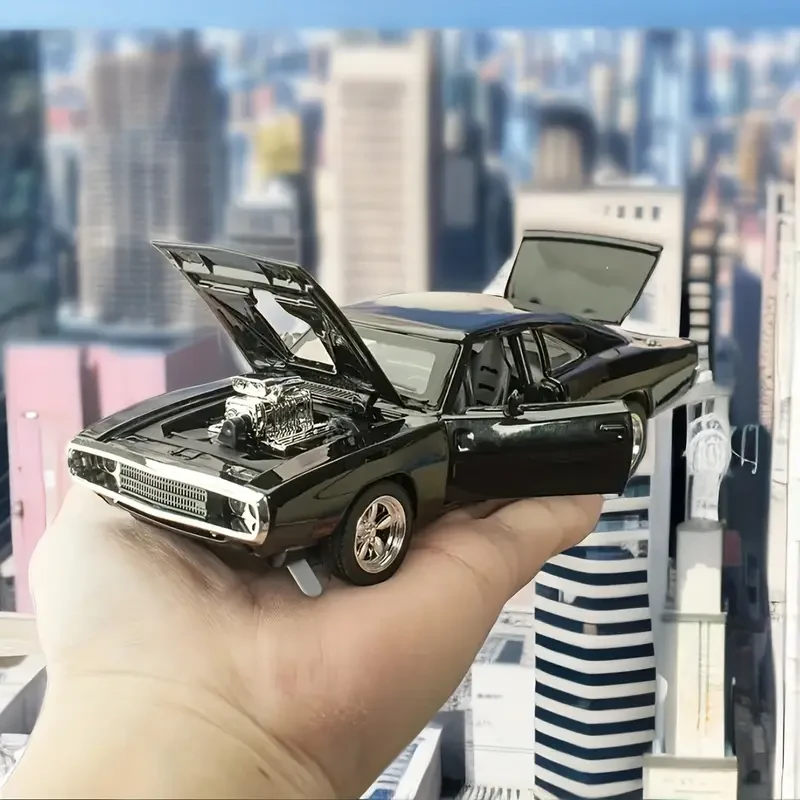 Modelo clásico de coche de aleación fundida a presión a escala 1:32 con puertas que se abren, sonido y efectos de luz.