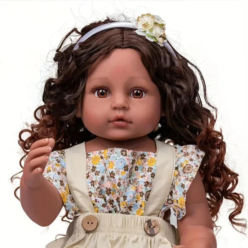 Muñeca bebé renacida de 22 pulgadas/55 cm con cabello rizado brillante, realista, vinilo resistente al agua, regalo perfecto para Halloween, Acción de Gracias y Navidad.
