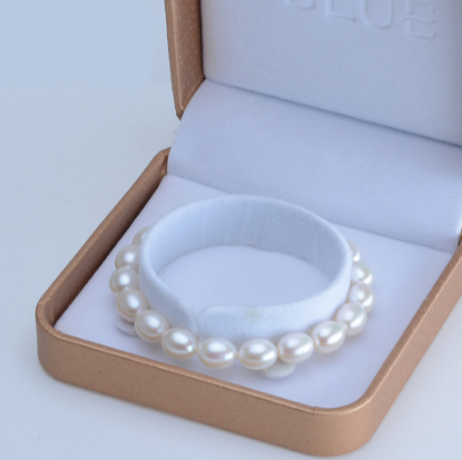 Pulsera de perlas en forma de arroz