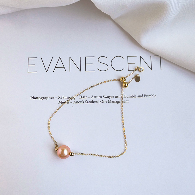 Pulsera individual de oro de 14 quilates con perlas de agua de mar y cáñamo