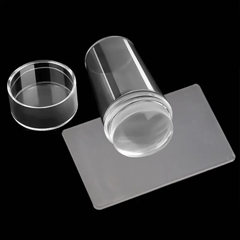 Diseño de uñas con punta francesa rápido y fácil con silicona transparente