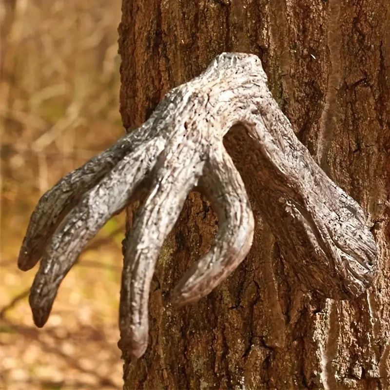 Conjunto de esculturas de resina del Bosque Encantado